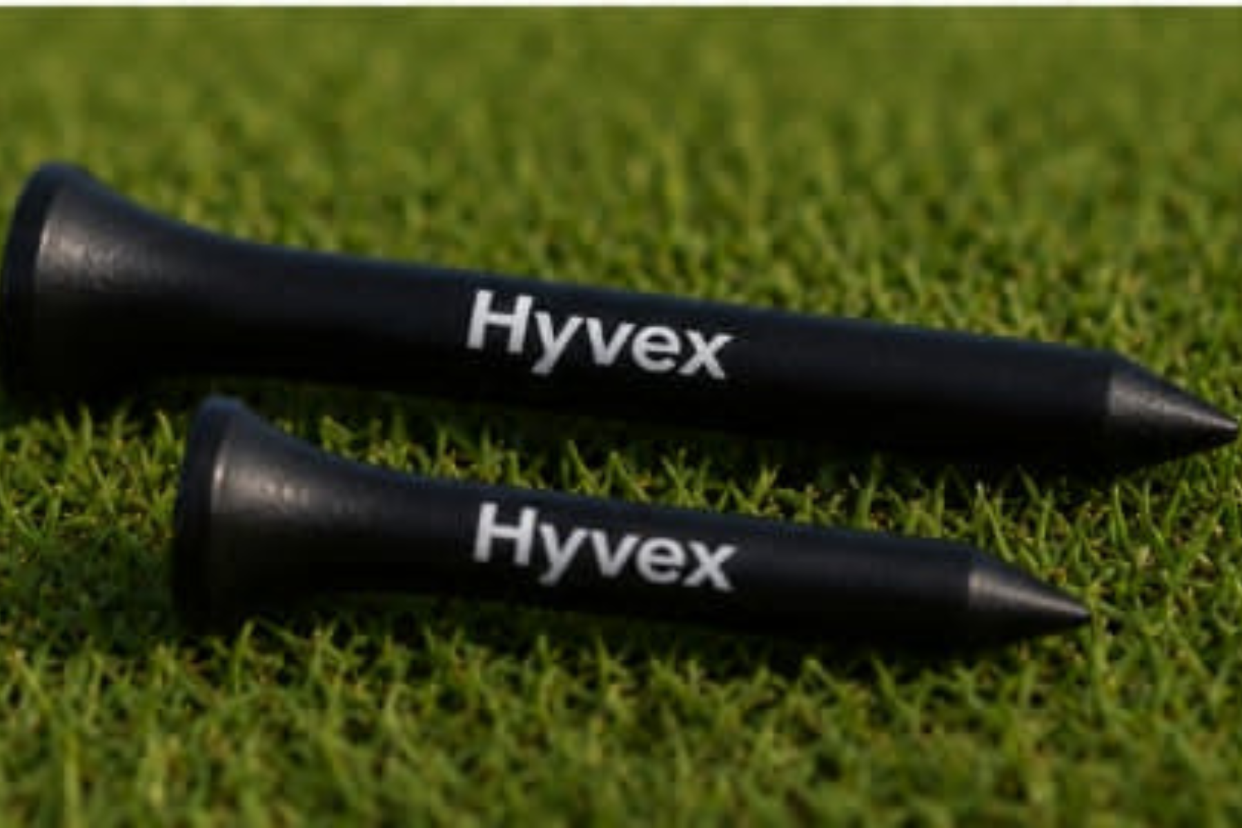 Hyvex – 100 Black Bamboo Golf Tees (83mm & 54mm Mix)